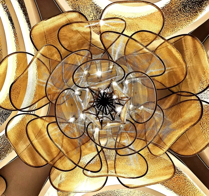 BESPOKE LIGHTING - LE VOYAGE 4_result